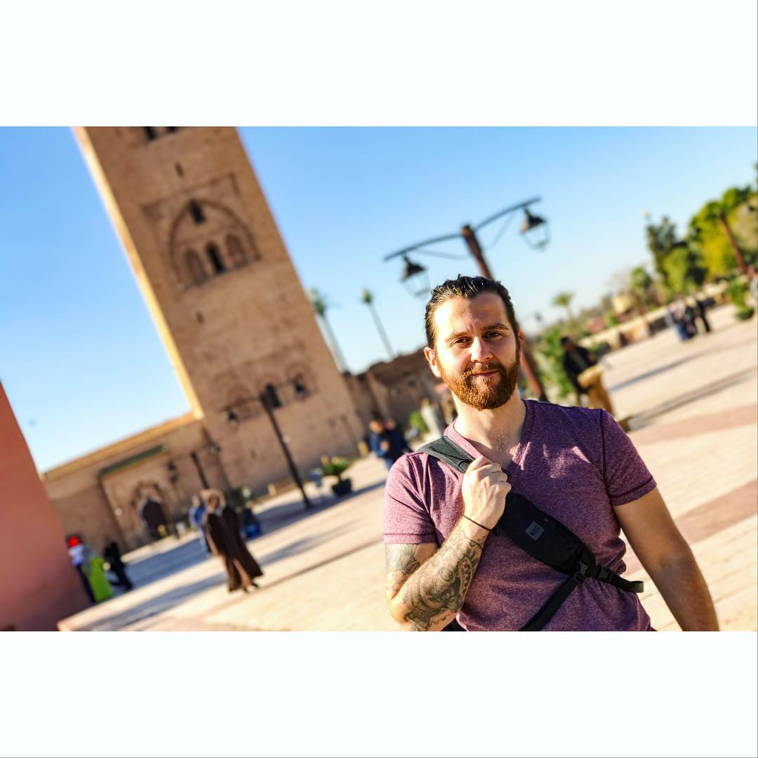 #koutoubiamosque in #Marrakech, being centrally located, is a great first stop in the city. Easy to get to m, yet pretty striking, it was a well picked starting pin on our excursion map.  Next stop was marraskesh square #koutoubia #morocco #travel #instatravel #traveldairies #travelphotography #backpacking #trip #wanderlust #nature #freedom #adventure #bucketlist #picoftheday #explorer #discover #exploretocreate